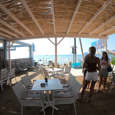 Casa Del Mar