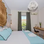 Casa Del Mar