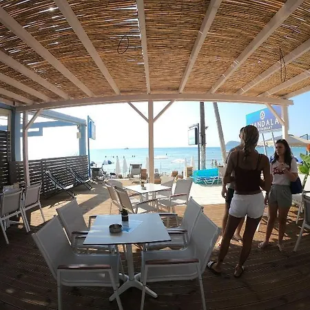 ベッド・アンド・ブレックファスト Casa Del Mar