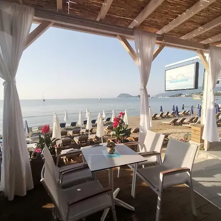Casa Del Mar לינה וארוחת בוקר 4*
